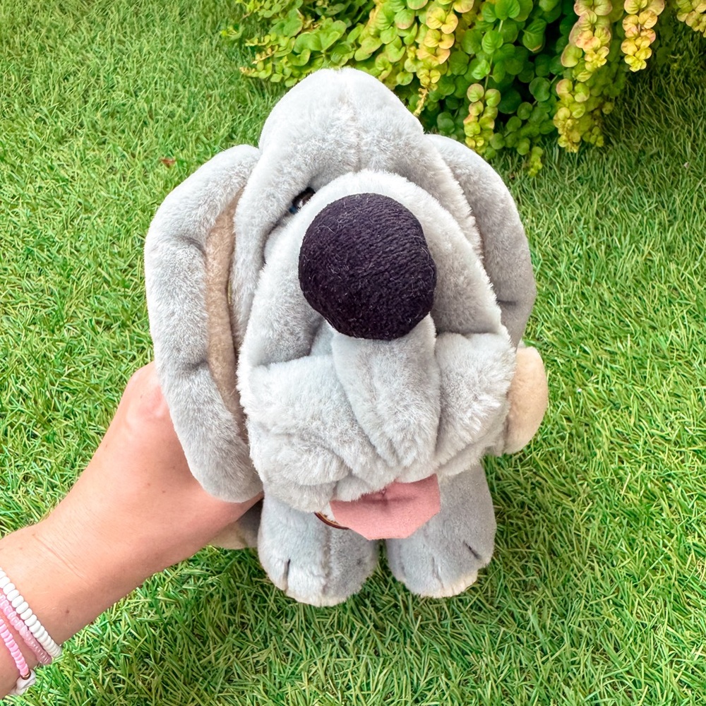 Wrinkles Vintage Ganz 1984 Grey Plush Stuffed Dog Toy The Heritage Collection
